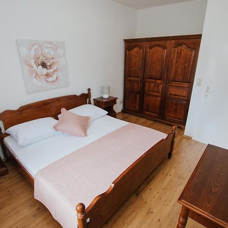 Apartment Deni Solin Buitenkant foto