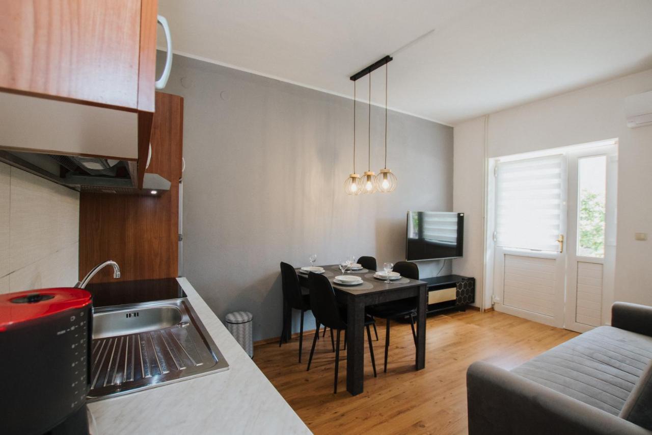 Apartment Deni Solin Buitenkant foto