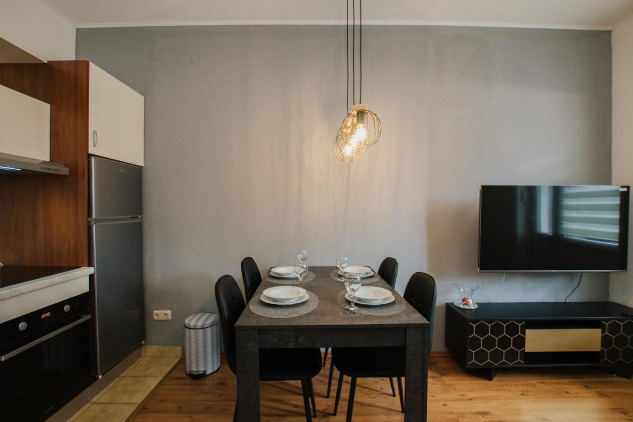 Apartment Deni Solin Buitenkant foto